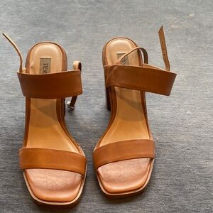 Steve Madden Tan Heeled Sandals